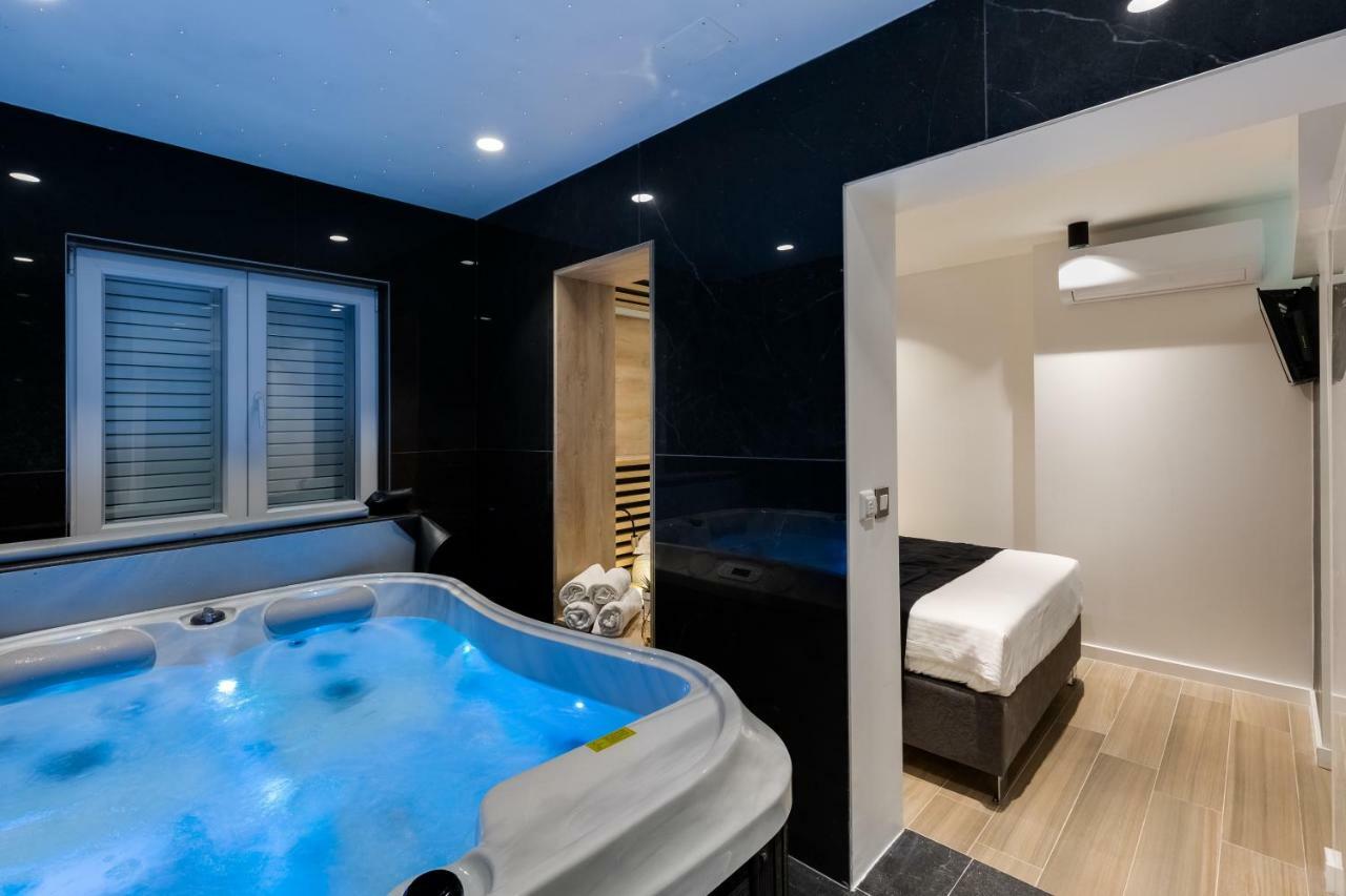 Downtown Marcius Luxury With Jacuzzi & Sauna Apartma